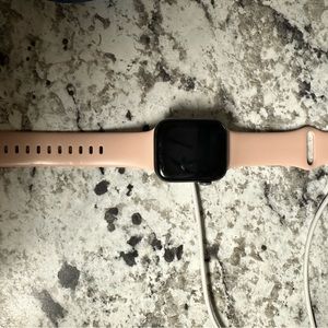 SERIES 6 APPLE WATCH